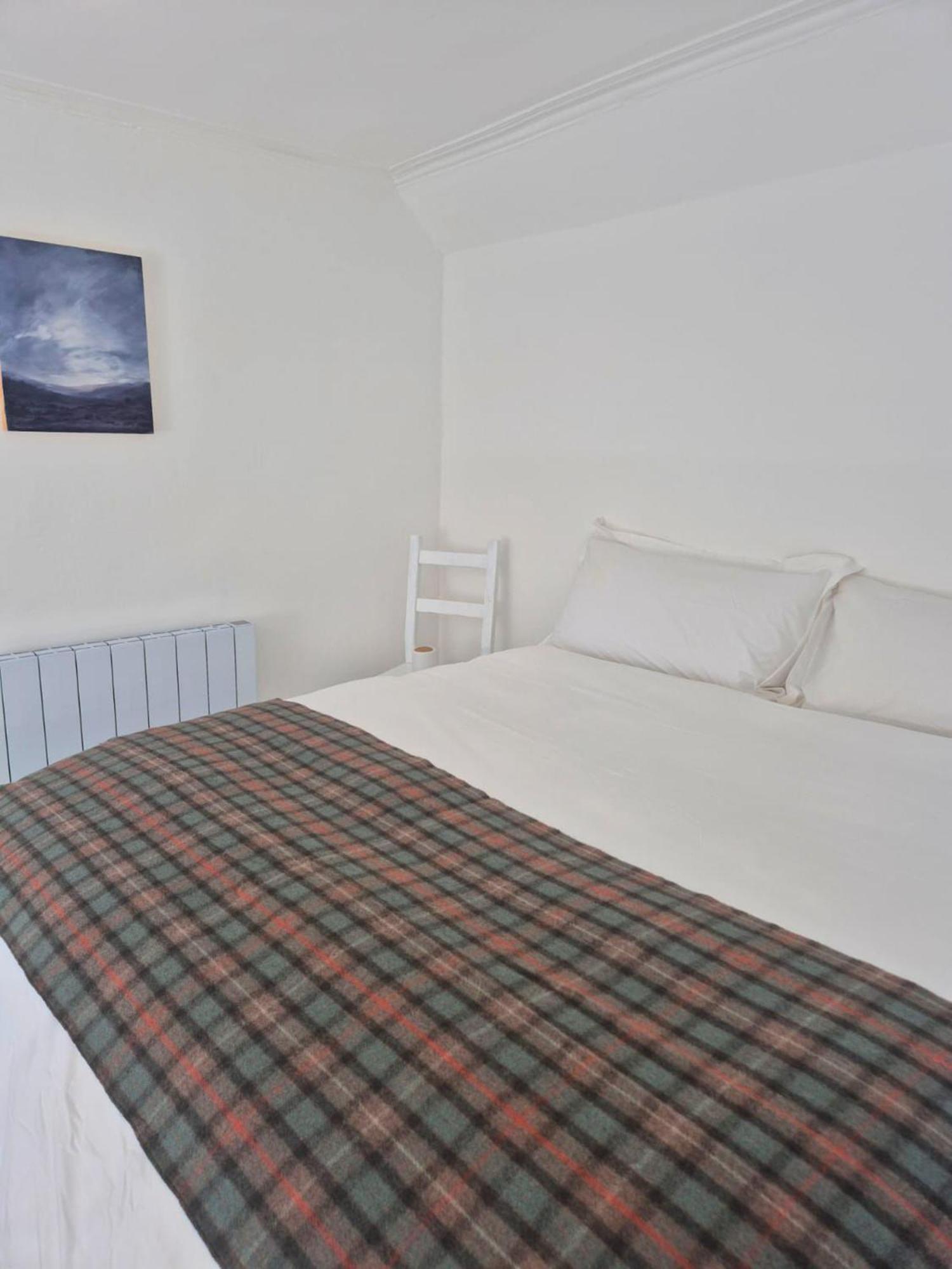 Mackinnon Cottage - 3 Bedroom Cottage Broadford (Isle of Skye) Esterno foto