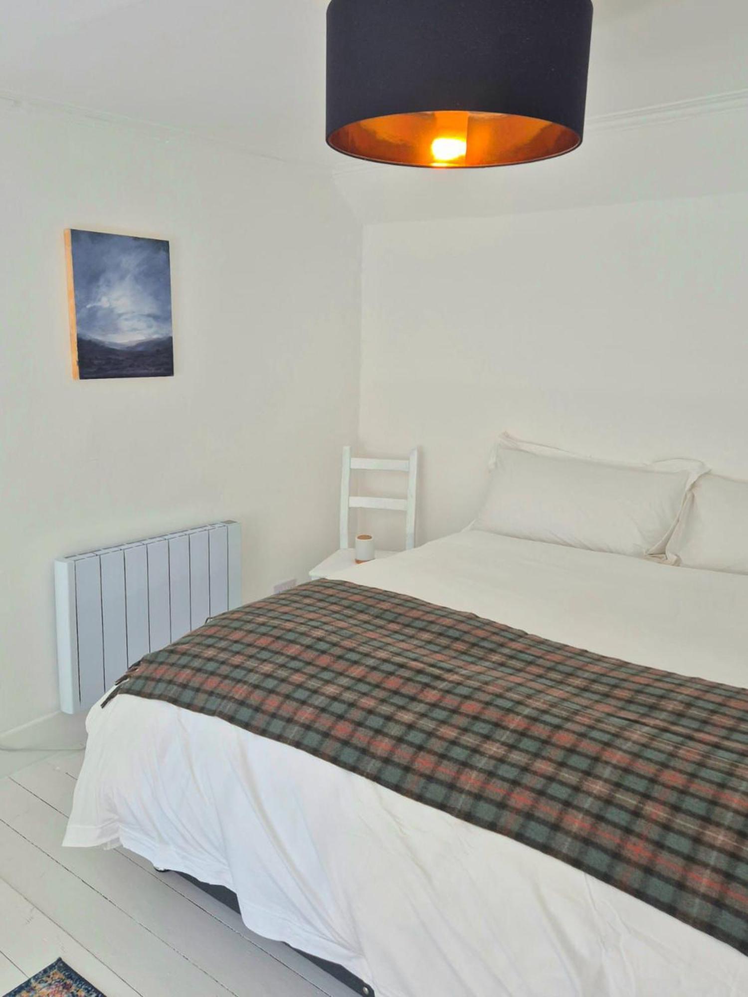 Mackinnon Cottage - 3 Bedroom Cottage Broadford (Isle of Skye) Esterno foto
