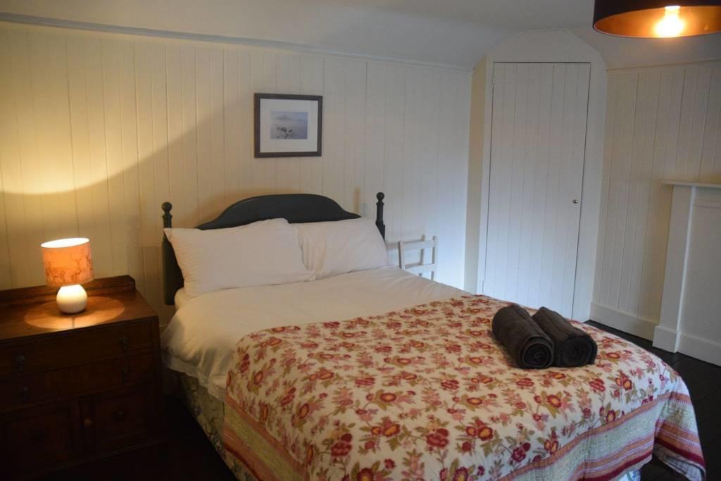 Mackinnon Cottage - 3 Bedroom Cottage Broadford (Isle of Skye) Esterno foto